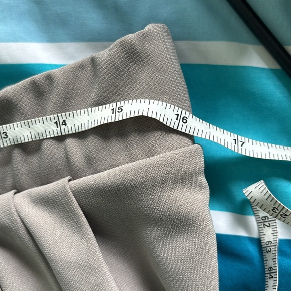 Uniqlo Gray Greenish Gaucho Wide Leg Stretch Flowy Pants Capris Elastic XL - Picture 12 of 12
